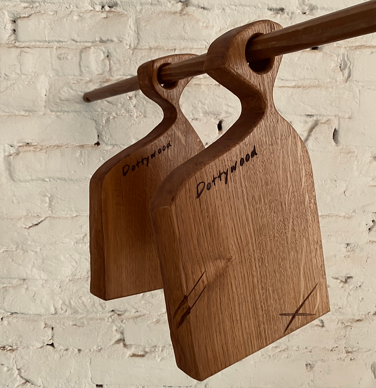 Die Form und das Design der Steakboards kann variieren durch das Holzbild und die Verarbeitung.