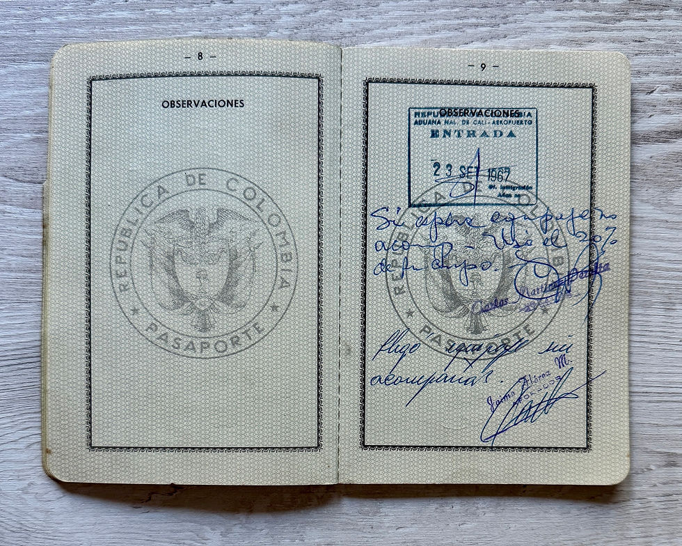 Thumbnail: Colombia 1967 passport issued at Miami