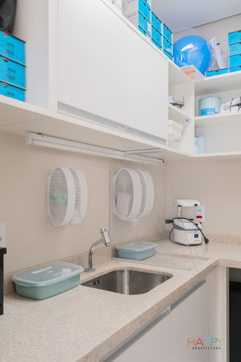 Arquitetura corporativa Clinica odontológica, consultório, dentista, reforma, decoração de interiores, projeto arquitetônico, execução de obra, Happy Arquitetura, Porto Alegre, Rio Grande do Sul, projeto de móveis planejados, arquiteto Porto Alegre, Arquiteta Letícia Barbosa, Arquiteta Juliane Pereira, Arquiteto Leandro Marques