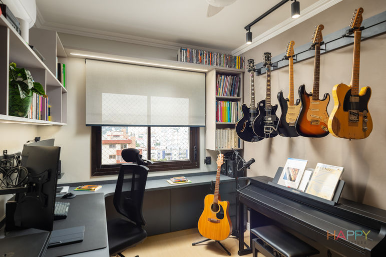 Veja a reforma de área íntima deste apartamento: escritório, quarto de casal, quarto de adolescente, canto de leiruta | Happy Arquitetura, Porto Alegre
Decoração de interiores, projeto arquitetônico, execução de obra, Rio Grande do Sul, projeto móveis, Arquiteta Letícia Barbosa, Juliane Pereira, Leandro Marques, Cemel, Balbueno tapetes, Big Office, Portobello, Padrão A, Brasil Decor, Zoco Living, Bontempo, Todeschini, Criare, Paim Cortinas, Elevato, Ladrilhart, Hytte, TC Marmoraria, ProMarmo, QualitaSul Pedras