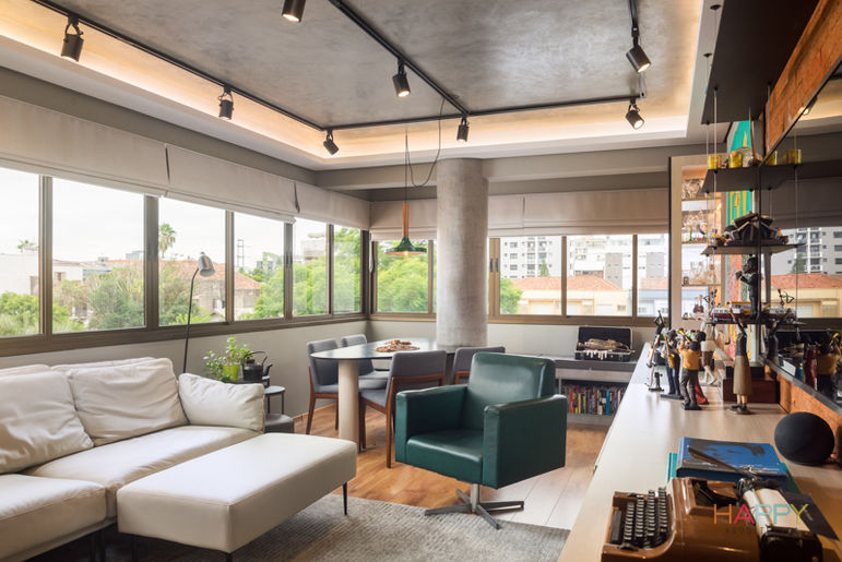 Veja esta reforma de casa: cozinha, quarto, suíte, banheiro, sala, pátio, piscina, área gourmet | Happy Arquitetura, Porto Alegre
Decoração de interiores, projeto arquitetônico, execução de obra, Rio Grande do Sul, projeto móveis, Arquiteta Letícia Barbosa, Juliane Pereira, Leandro Marques, Cemel, Balbueno tapetes, Big Office, Portobello, Padrão A, Brasil Decor, Zoco Living, Bontempo, Todeschini, Criare, Paim Cortinas, Elevato, Ladrilhart, Hytte, TC Marmoraria, ProMarmo, QualitaSul Pedras