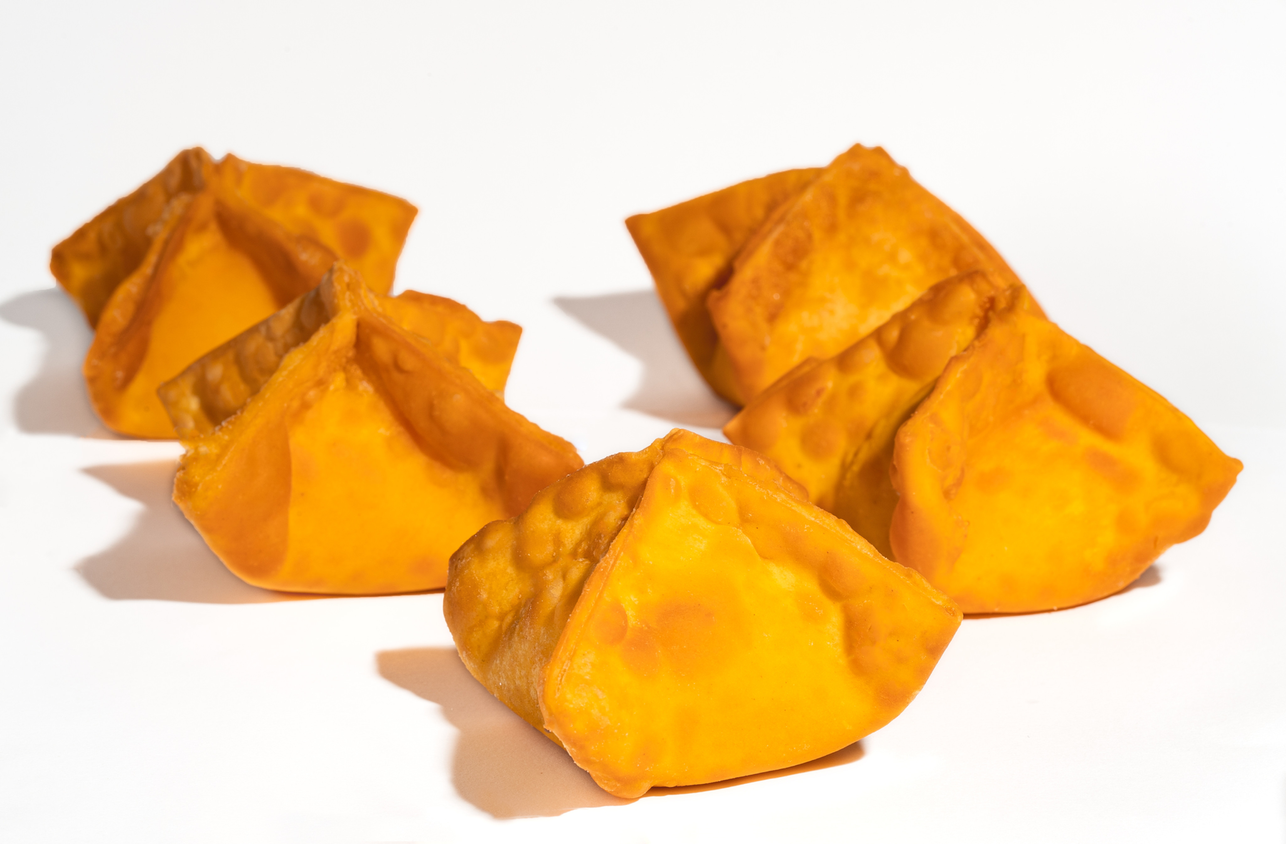 Cheese crab rangoon (Handmade) 1 oz x 200 pcs/case