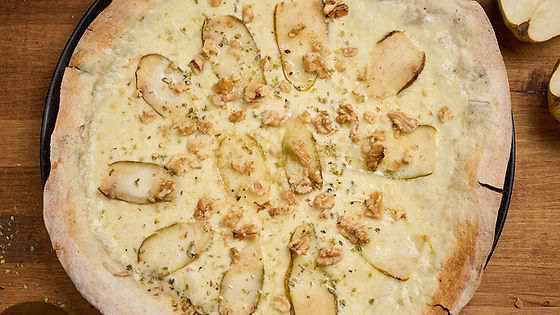 PIZZA GORGONZOLA Y PERA
