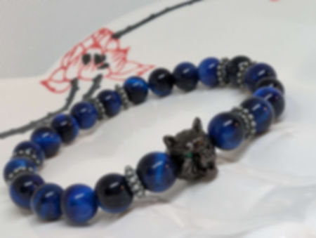 Lone wolf blue tiger eye bracelet 