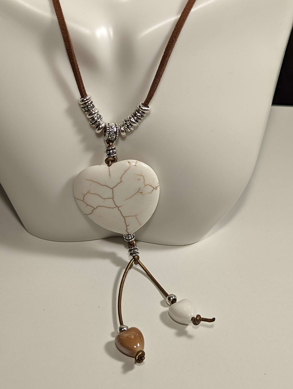 Thumbnail: Big heart adjustable leather necklace 