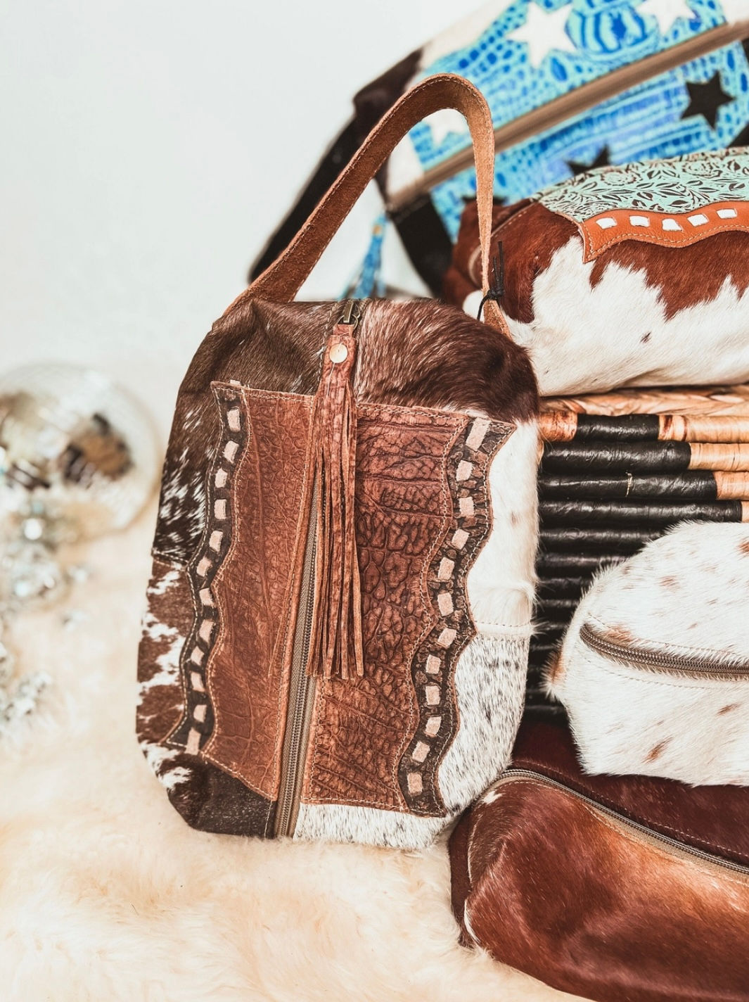 brown cowhide tooled leather cosmetic/shaving bag