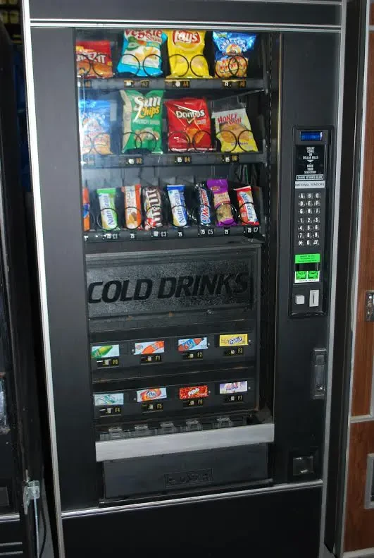 Crane 474 Combo Vending Machine