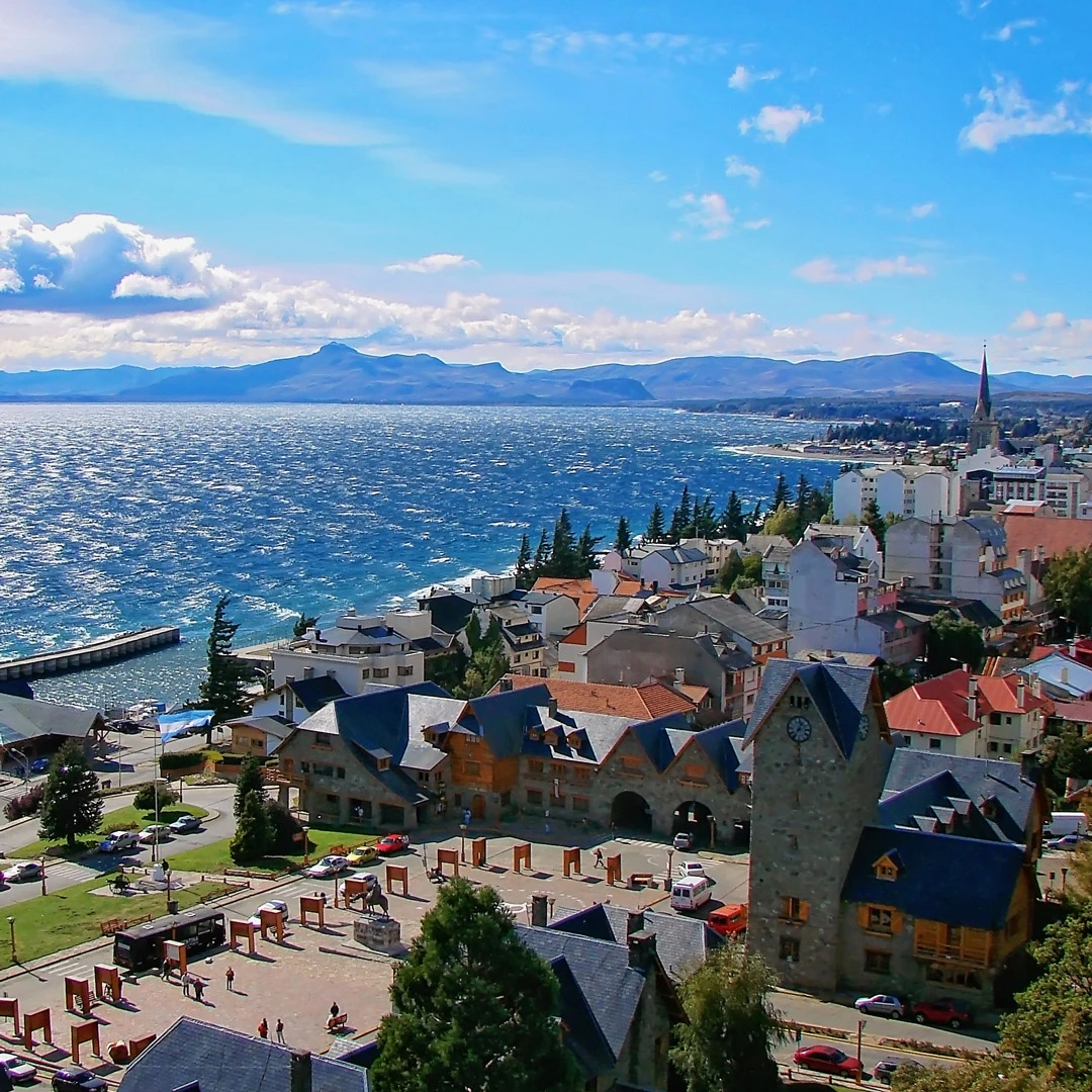 Argentina_Bariloche_Elijah-Lovkoff-iStock-820824654.webp