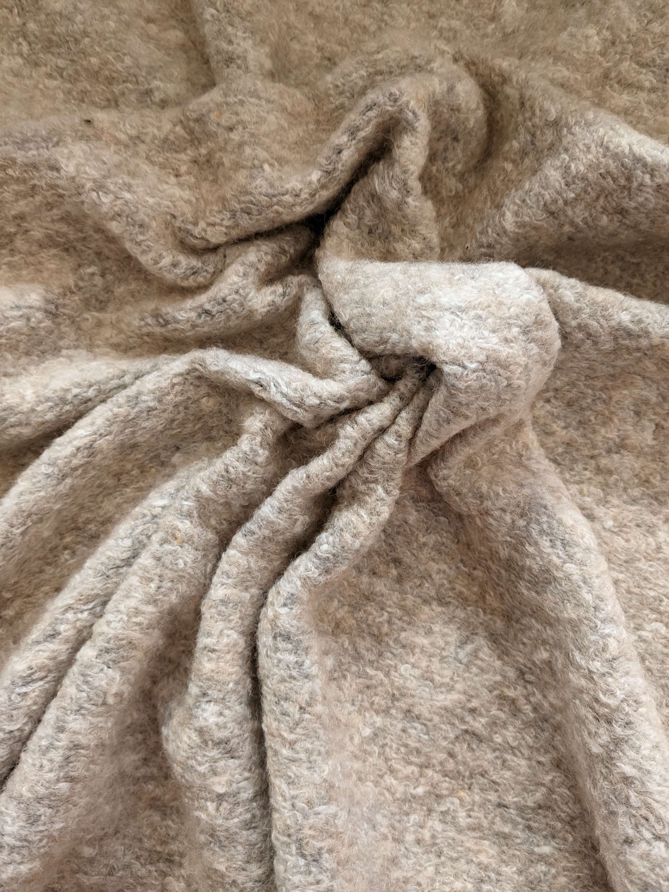 Lainage bouclette beige grise