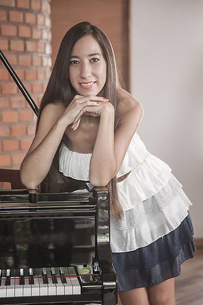 Julieta Iglesias Pic.jpg