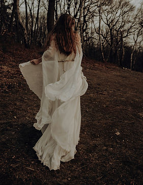 mimipic-photography-awC1IJIc4O8-unsplash (1)_edited.jpg