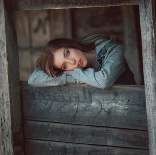 Héritage émotionnel : ce que tu portes n’est pas toujours seulement à toi