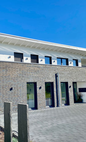 XXL-Garagen, Garagen, Lagerraum, Storage, einlagern, Umbau, Tor, Boot, Wohnmobil, Seecontainer, Selfstorage, Stellplatz