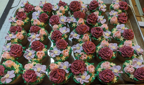 floral bridal shower cupcakes.jpg