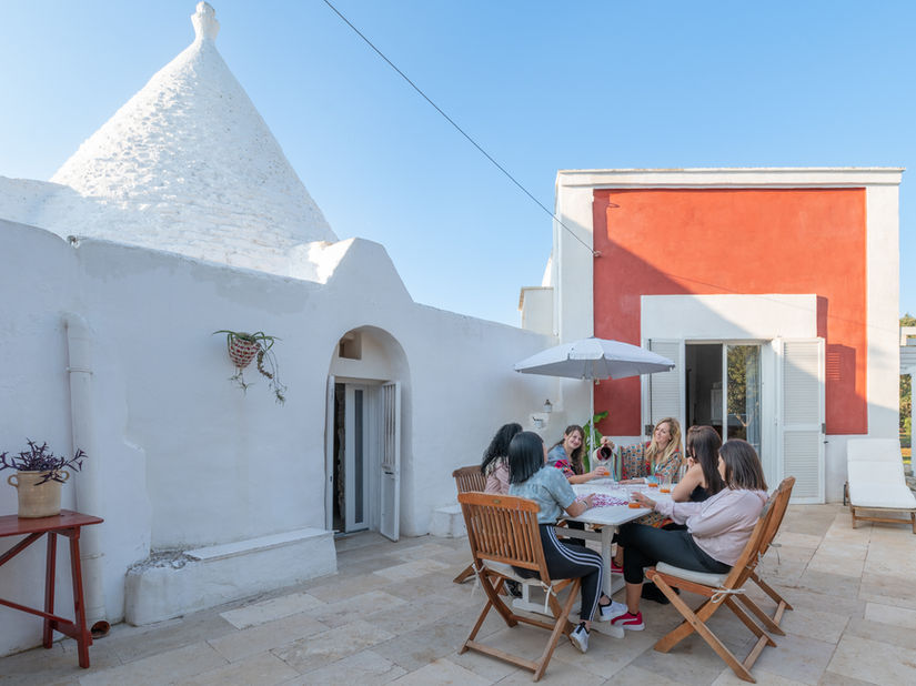 Outdoor Terrace Meal Trullo Cezanne Italy