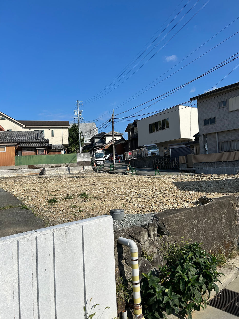 旧診療所跡地は、今日も綺麗な青空でした。