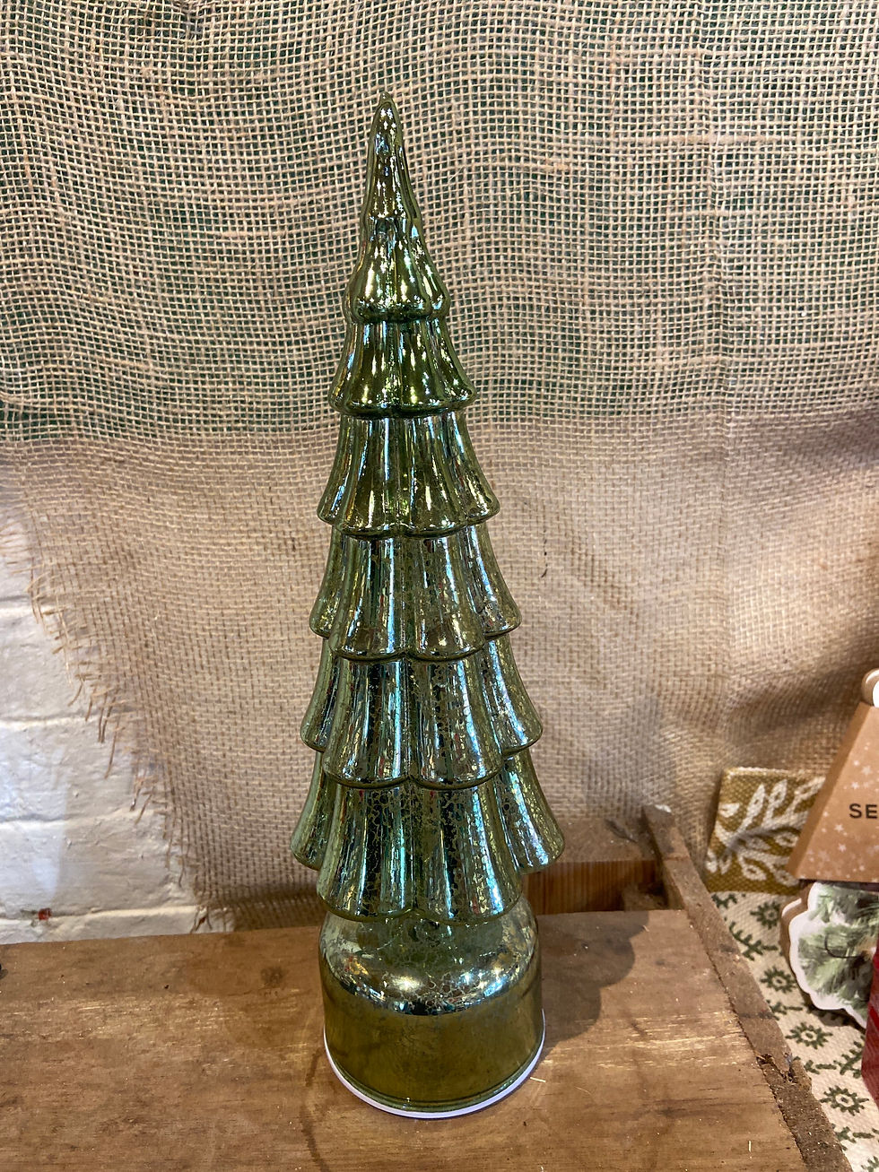 Green or Gold light up tree