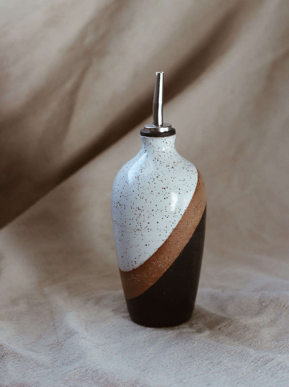 oil pourer 072