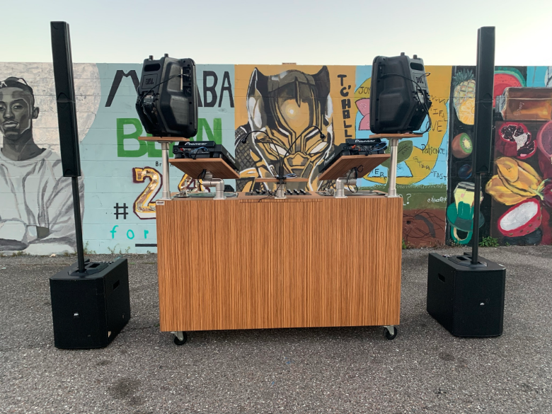 Thumbnail: Dual Club DJ Booth