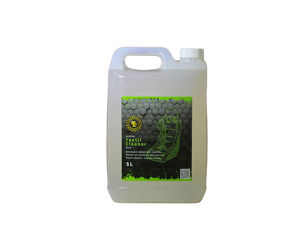 Nettoyant textile 2-en-1 pour tissus automobiles : nettoie en profondeur et ravive les couleurs durablement.