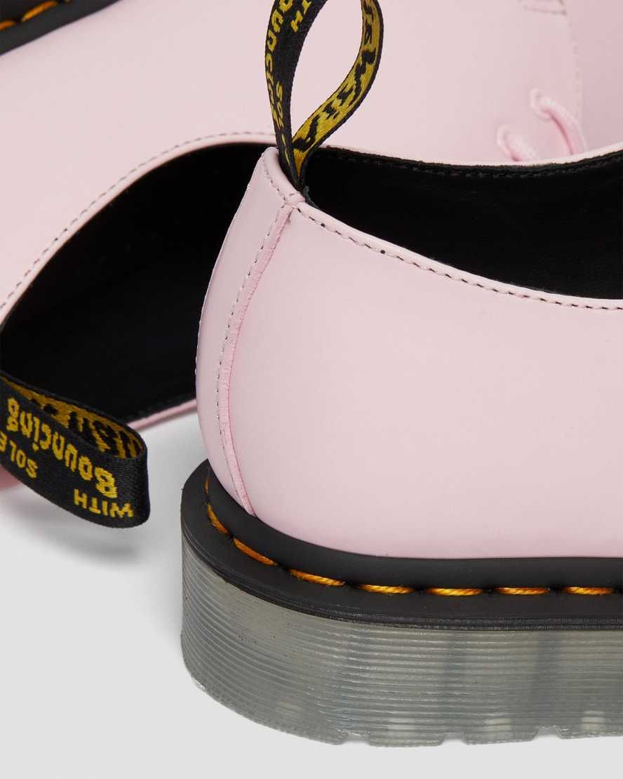 Thumbnail: Dr. Martens 1461 Iced