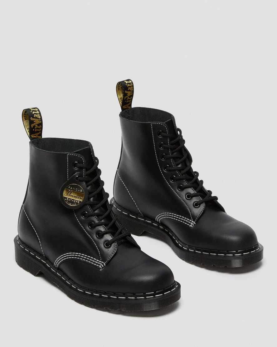 Thumbnail: Dr. Martens 1460 Pascal Cavalier