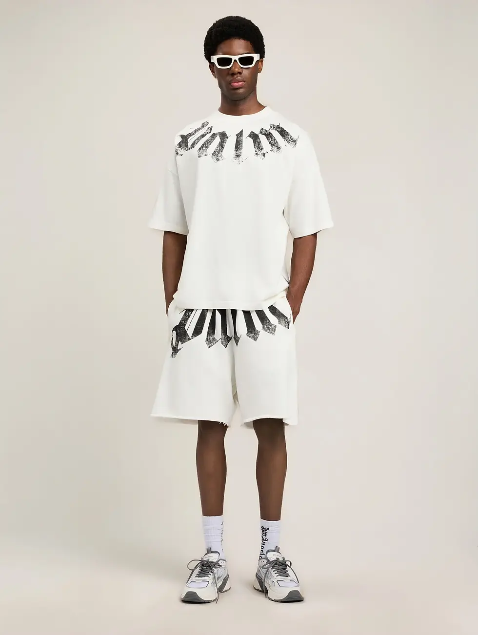 Thumbnail: Palm Angels Big Neck Logo Loose T-Shirt