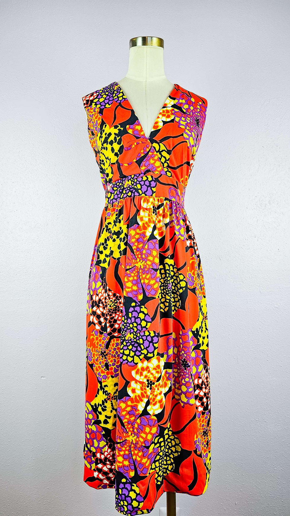 1960's Funky Red Floral Dress