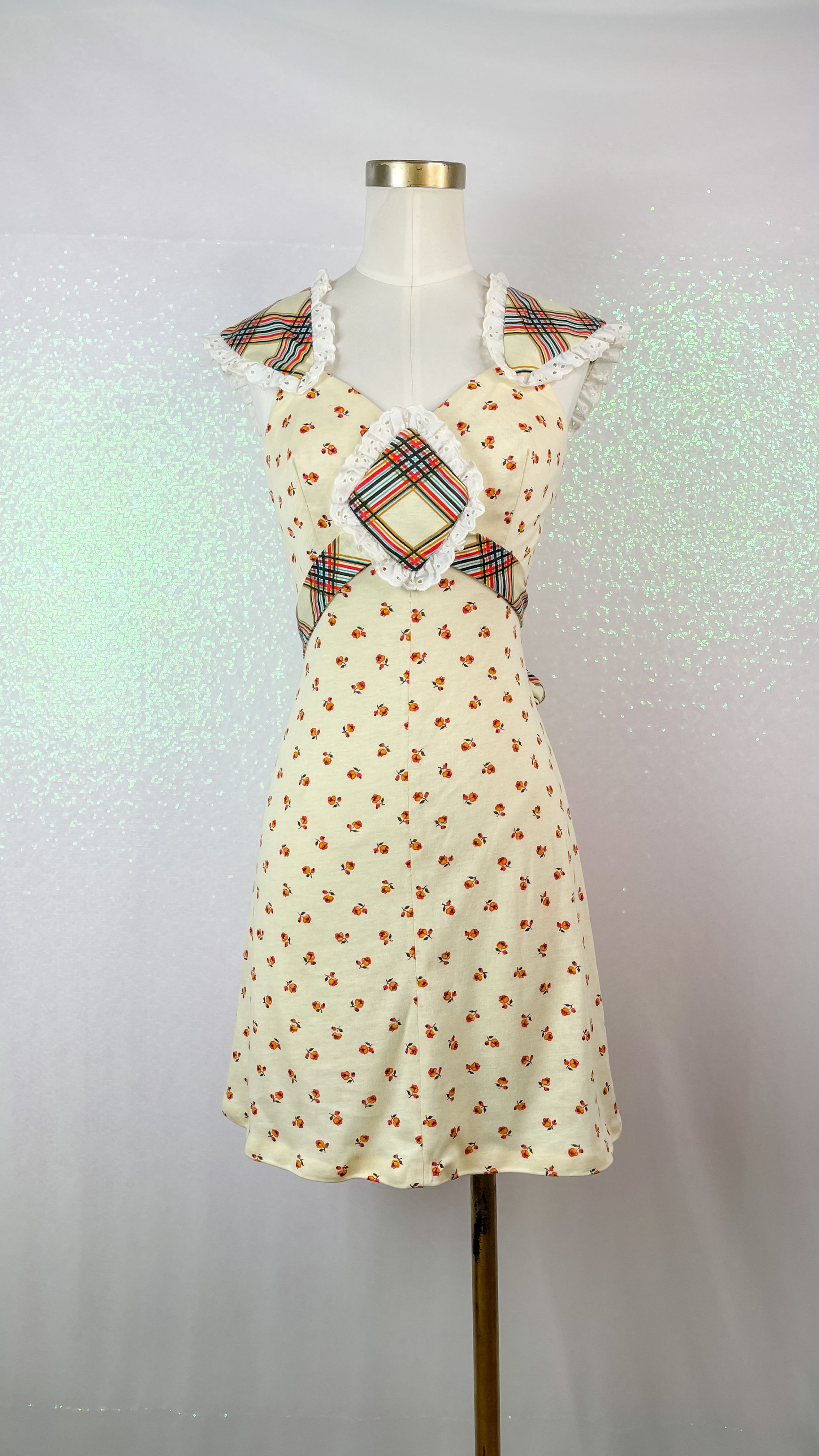 1970’s Juli Cottage Core Plaid Mini Dress