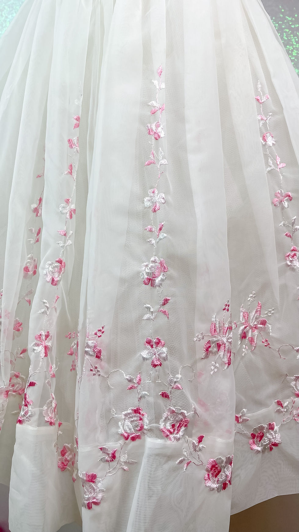Thumbnail: 1950’s Taffeta Pink & White Embroidered Tea Dress