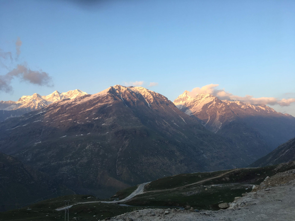 The mountains as we descend Rohtang La