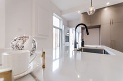 Condo_Plateau_St-Urbain_Cuisine2