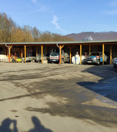 Umgestaltung Lagerplatz in einen Betriebshof mit Carport und Schüttgutboxen2.jpg