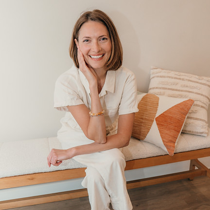Dr. Laura Mann - experienced acupuncturist