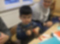 Bild 2_Junge mit Schere_kl.jpg