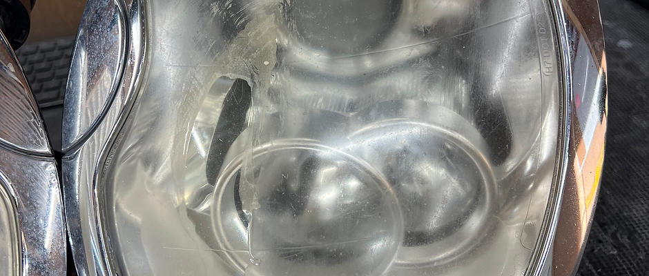 2007 Mini cooper S - Headlight Refurbishment