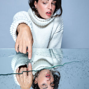 Não sou eu - espelhada essência