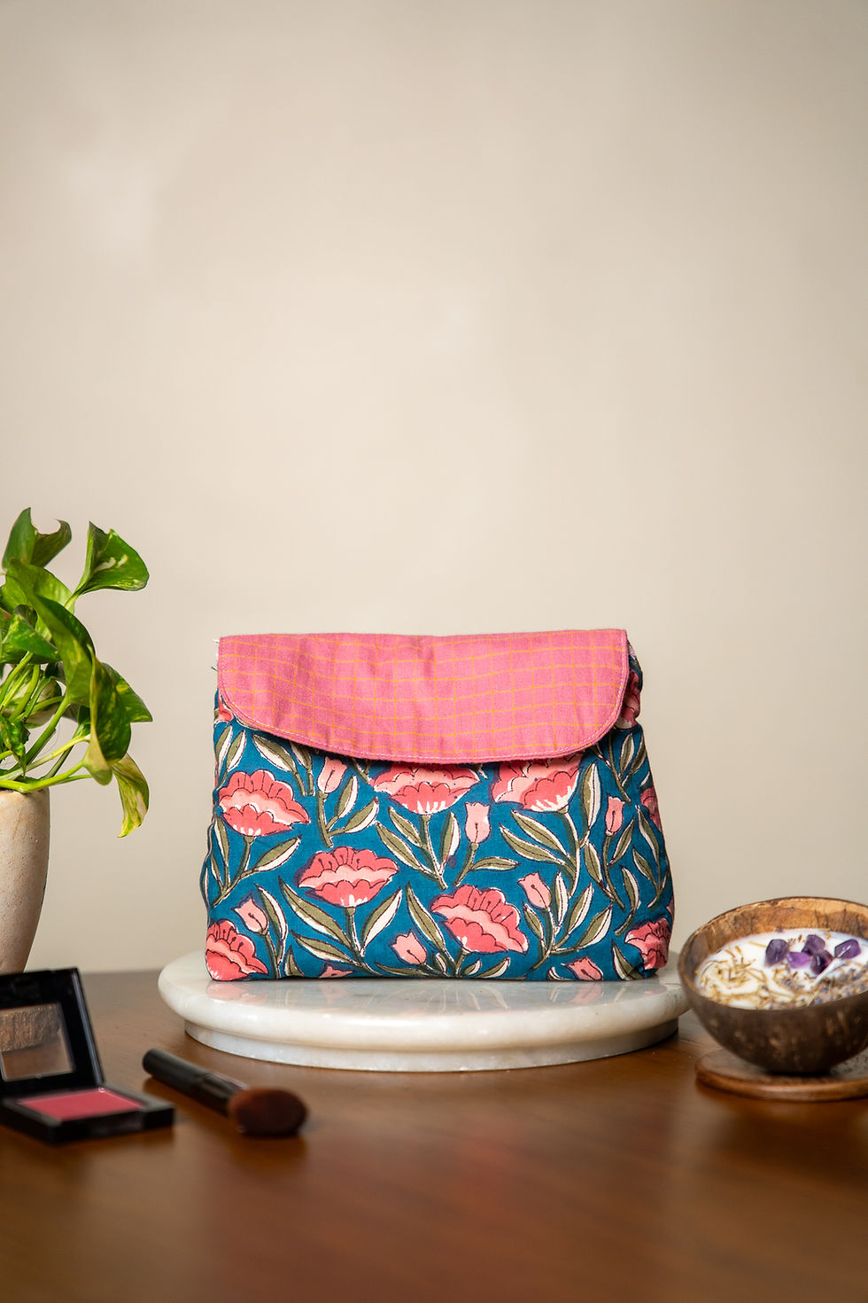 Thumbnail: Make-up Pouch