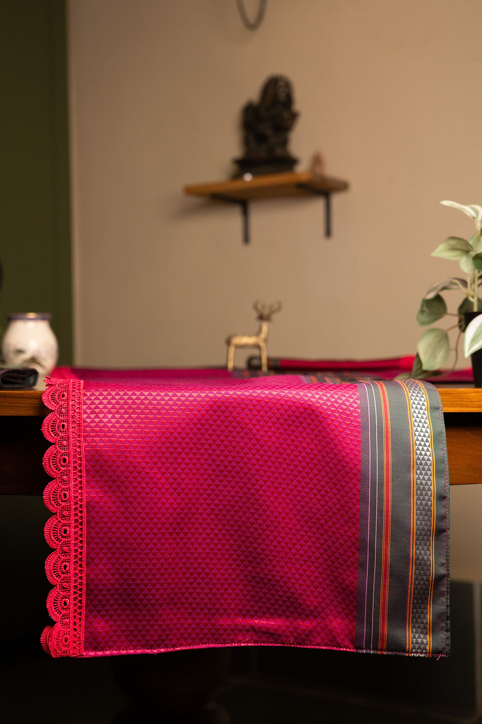 Thumbnail: Heritage Table Runner & Mats Set