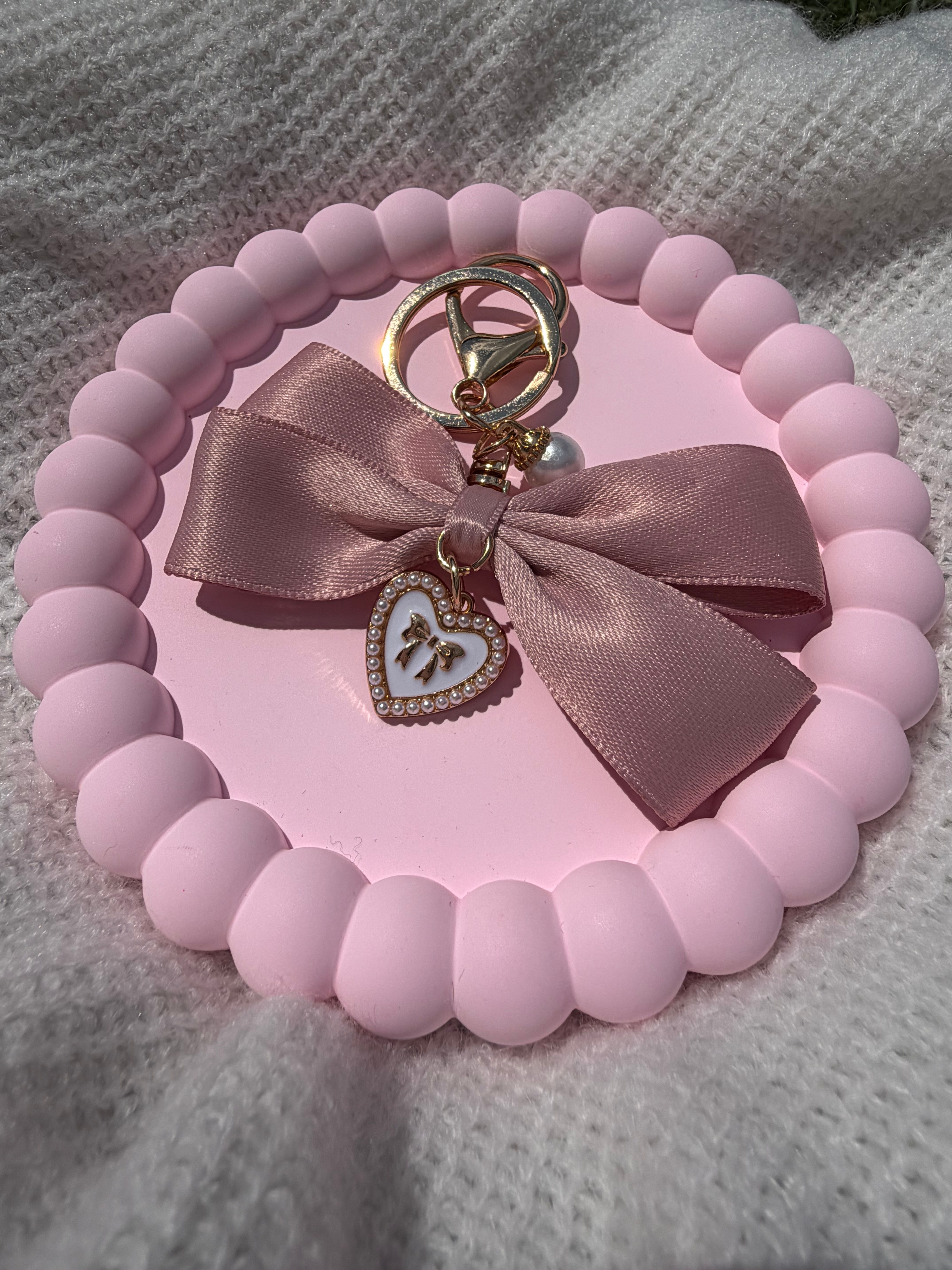 The Elegant Bow Keychain