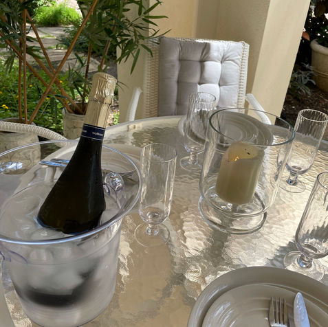 Al fresco dining