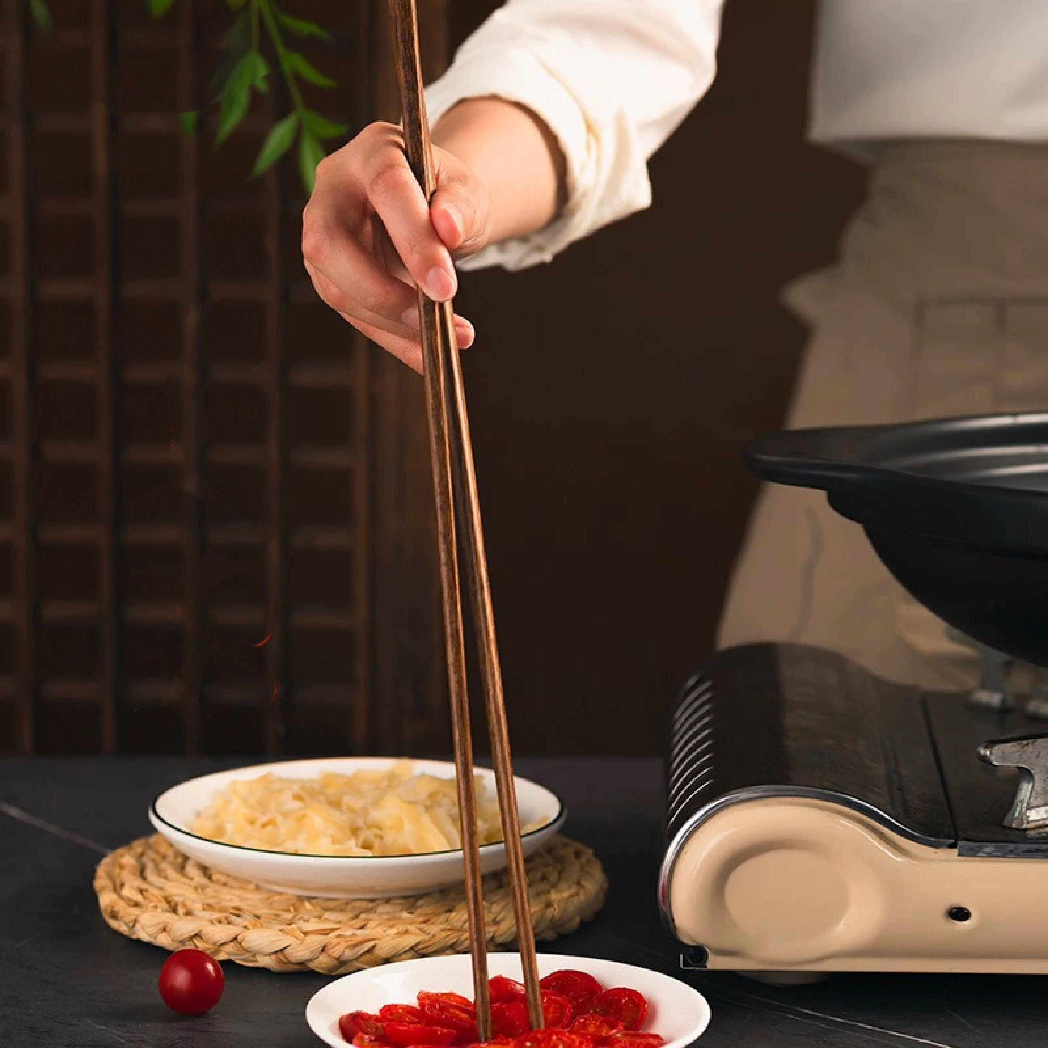 Long cooking chopsticks
