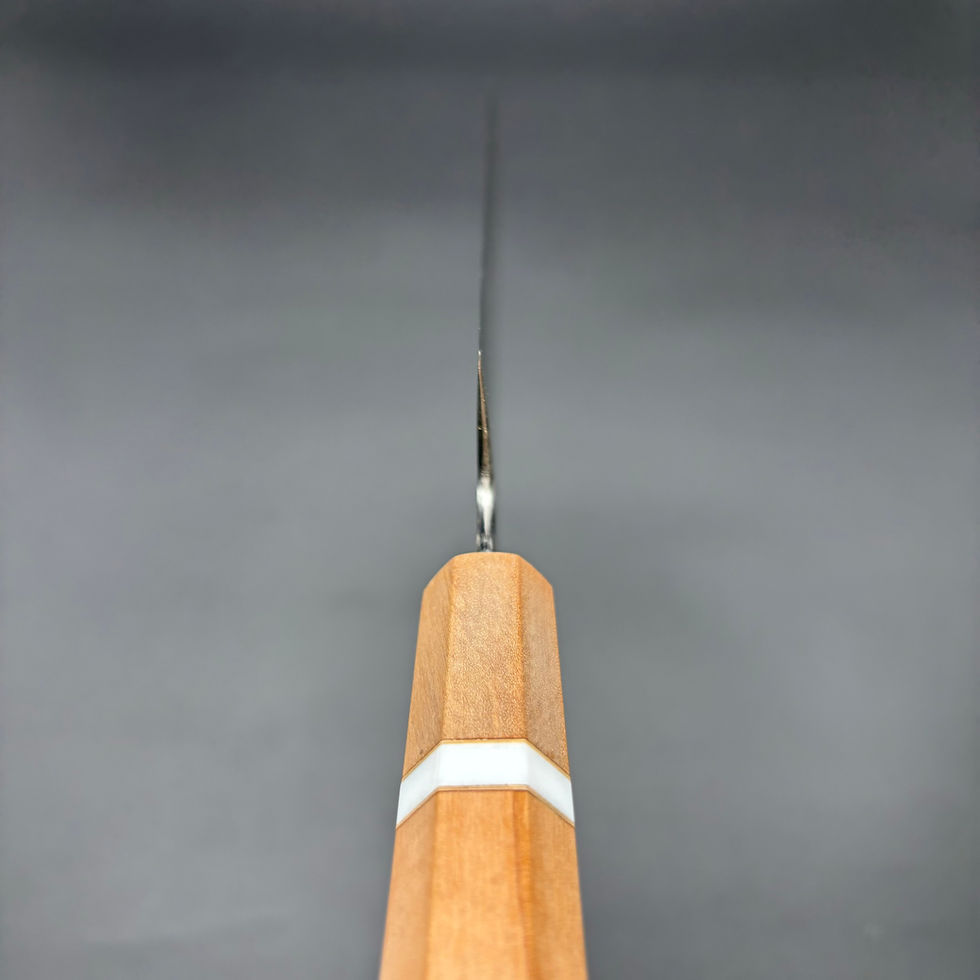 縮圖：高橋楠 一刀齋虎徹作 銀三鋼 中霞 240mm 勘所切付牛刀 (兩刃)