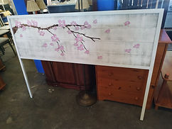 "NUEVO" Cabecero - "NEW" Headboard 150 cm. 75€