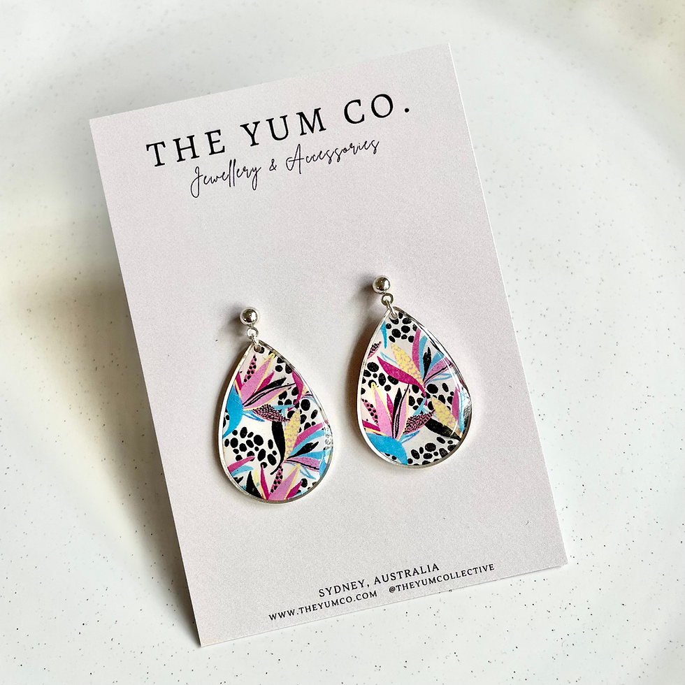 Thumbnail: Large Teardrop Dangles