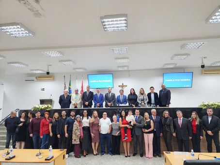 Daniela Itice recebe Medalha Antônio Marques Figueira da Câmara de Suzano