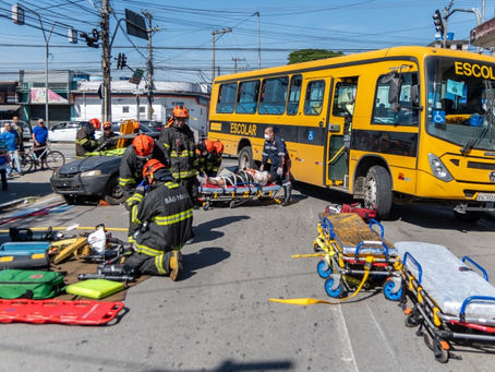 Simulado de Emergência leva conscientização sobre riscos de acidentes de trânsito no Maio Amarelo