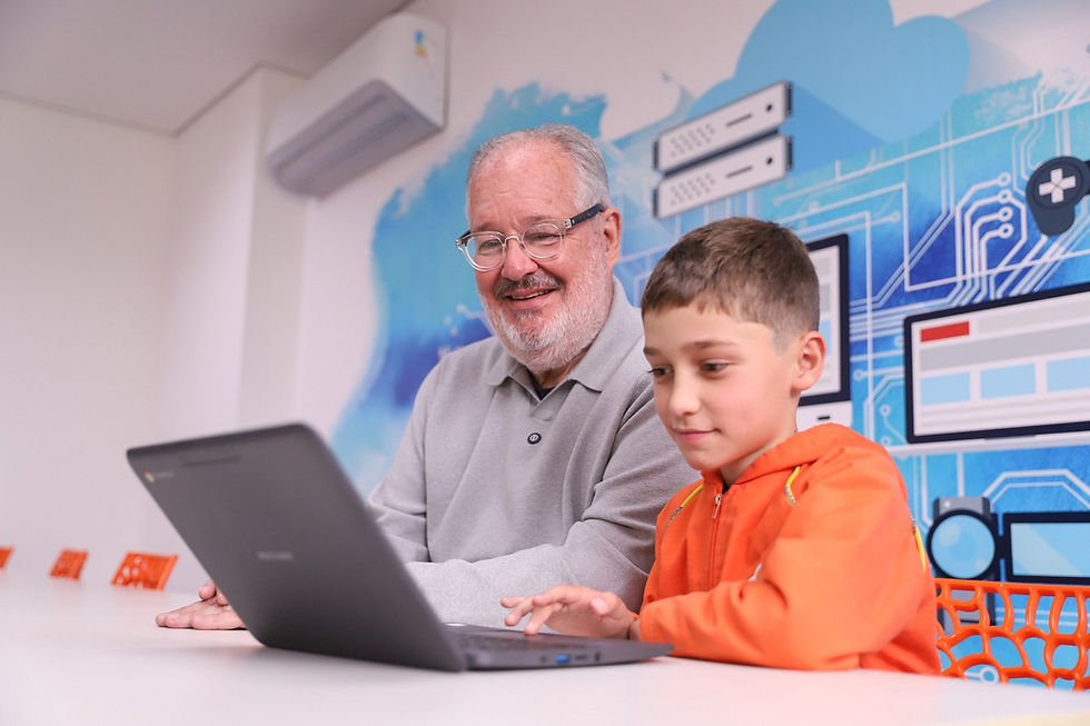 Prefeitura de Guararema investe em chromebooks para a Rede Municipal de Ensino