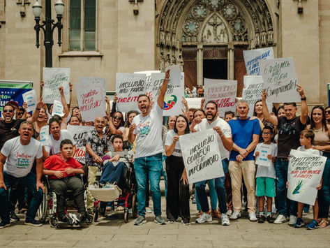 Pernoca leva Rota da Inclusão à Praça da Sé e manda recado direto: “Inclusão não é favor, é direito”