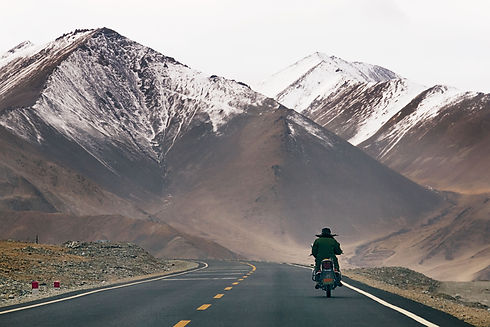 karakoram-highway-china_l.jpeg